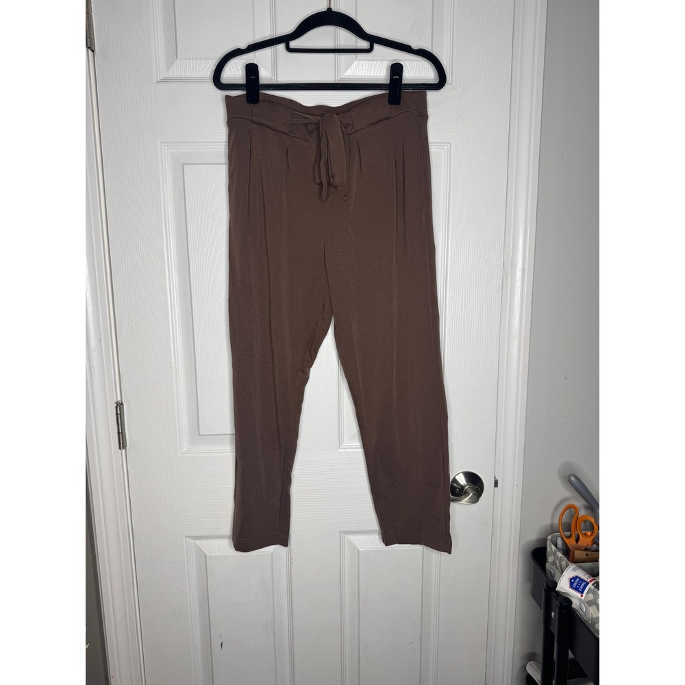 HOODIES Woman's Size M Brown Paperbag Waist Tie Cropped Pants‎